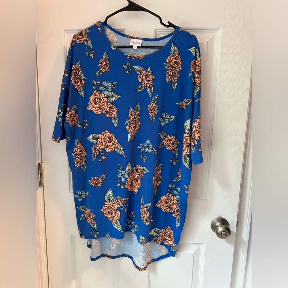 Lularoe Irma Size M